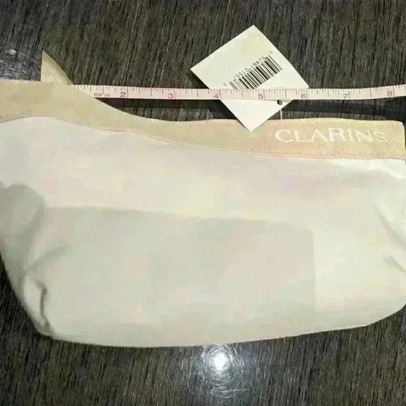 Bundle of 3 Clarins Travel Cream + White Make up Bags - NWT - Picture 9 of 10